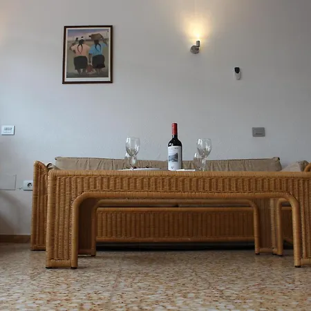 Casa Feliz En El Complejo Las Fresas