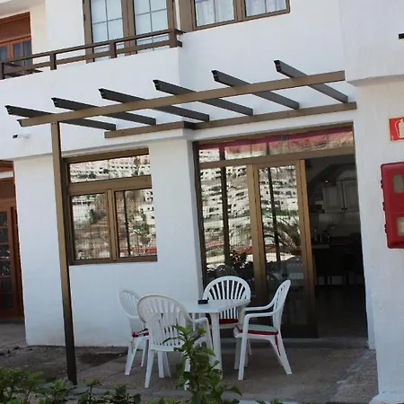Casa Feliz En El Complejo Las Fresas *
